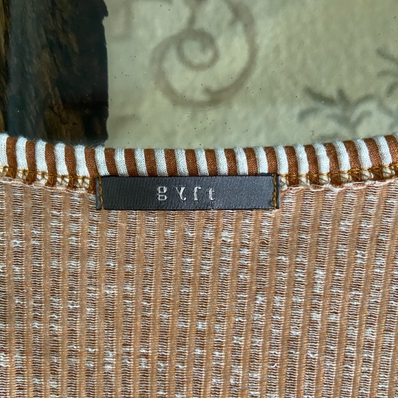 NWOT Gyft Women's Tie Front Striped Blouse Size Small - Picture 8 of 12